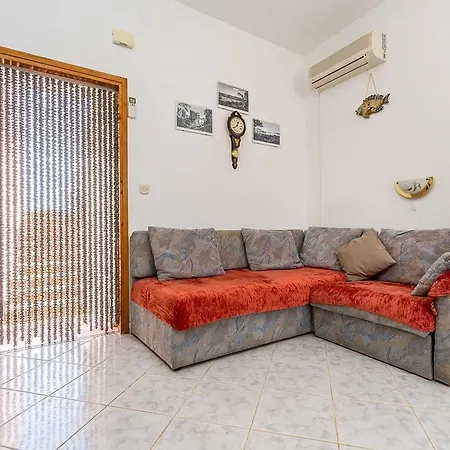 Apartmetns Grbin * Ližnjan