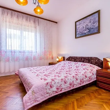 Apartmetns Grbin * Ližnjan